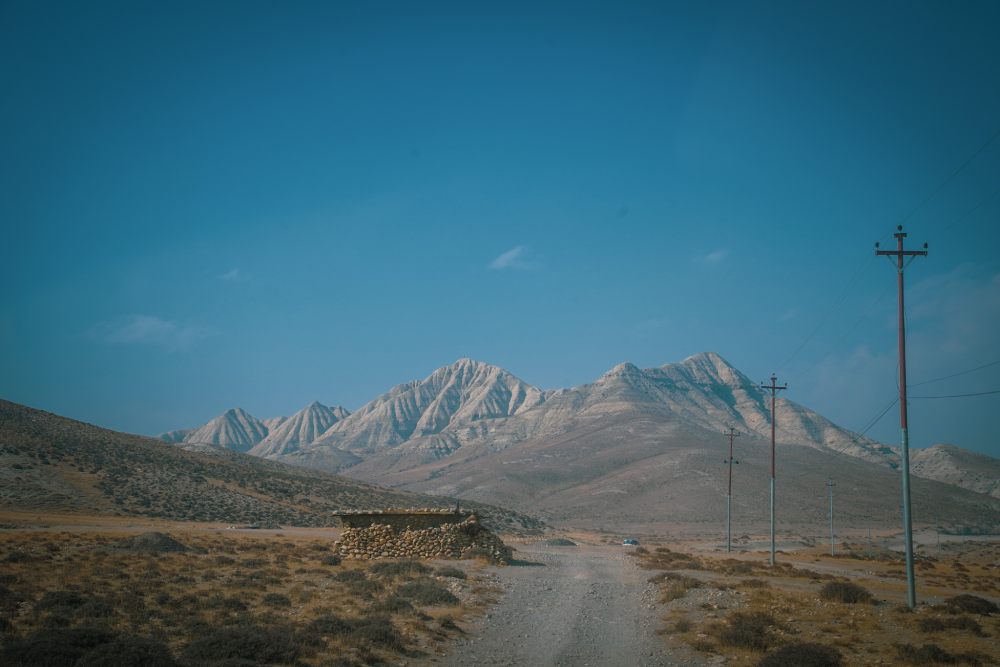 tibetan-plateau-pyramids-in-upper-mustang.png